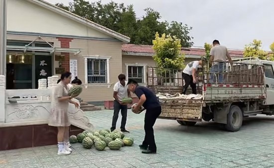 云图片